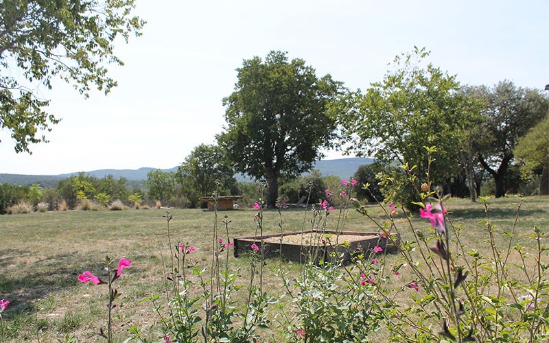 Host a non-religious ceremony in an enchanted garden